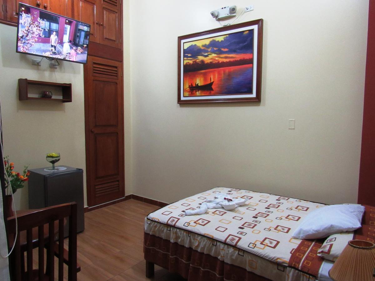 Alojamiento El Cardenal Iquitos Exterior photo